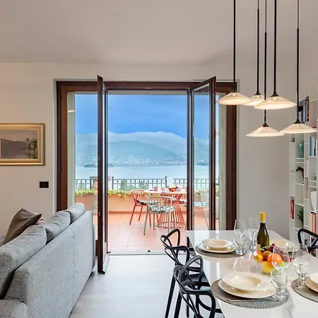 Il Dipinto Sul Center: Terrace, Garden And Privare Garage - Happy *