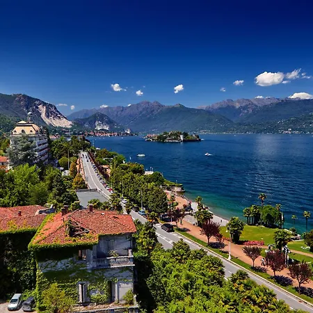 Holiday home Il Dipinto Sul Lago Stresa Center: Terrace And Garden - Happy Rentals *